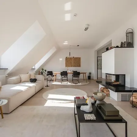 Appartement Hemingway Penthouse With Fireplace/chimney Munich