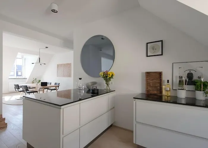 Hemingway Penthouse With Fireplace/chimney Appartement Munich