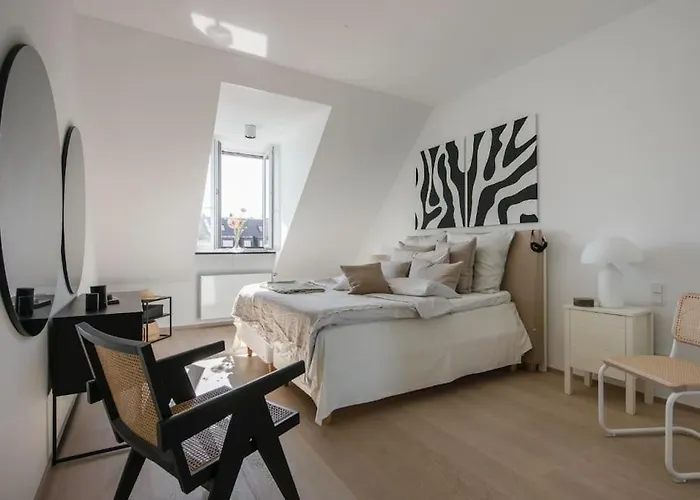 Hemingway Penthouse With Fireplace/chimney München