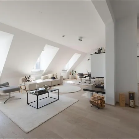 아파트 Hemingway Penthouse With Fireplace/chimney *