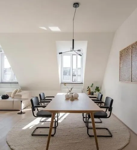 Hemingway Penthouse With Fireplace/chimney * Мюнхен